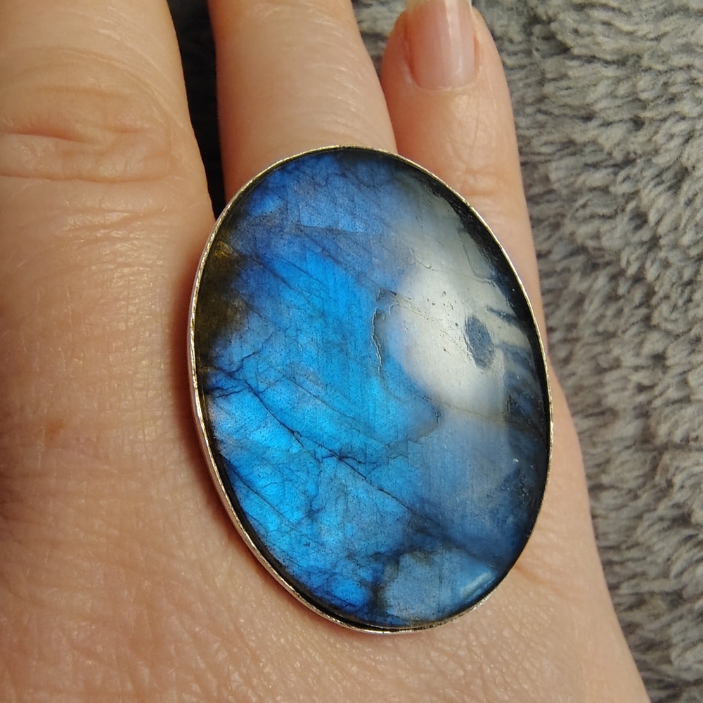 HUGE Blue Flash Oval Labradorite Silver Statement Ring Size 7
